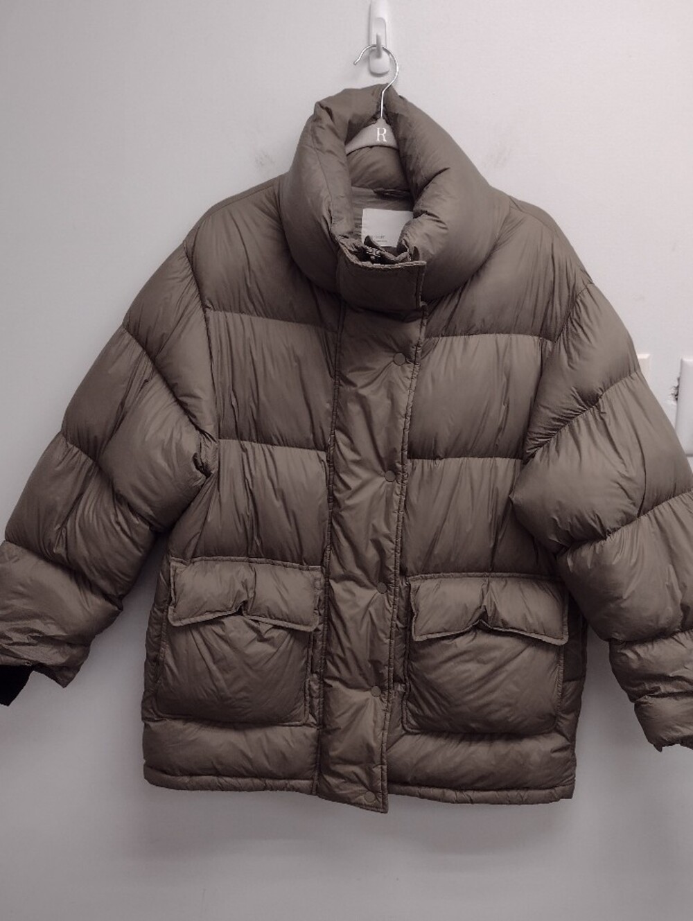 Oak & Fort Taupe Oversized Down Fill Puffer Studio 01 (XS) 700 Fill High Collar - Picture 4 of 15